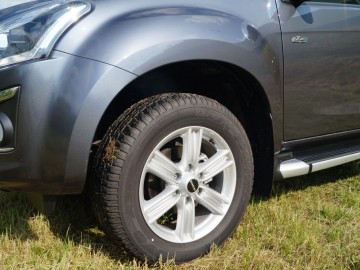 Isuzu D-MAX II 1.9 DDI 163KM 4x4 &ndash; Twardy gość&hellip;